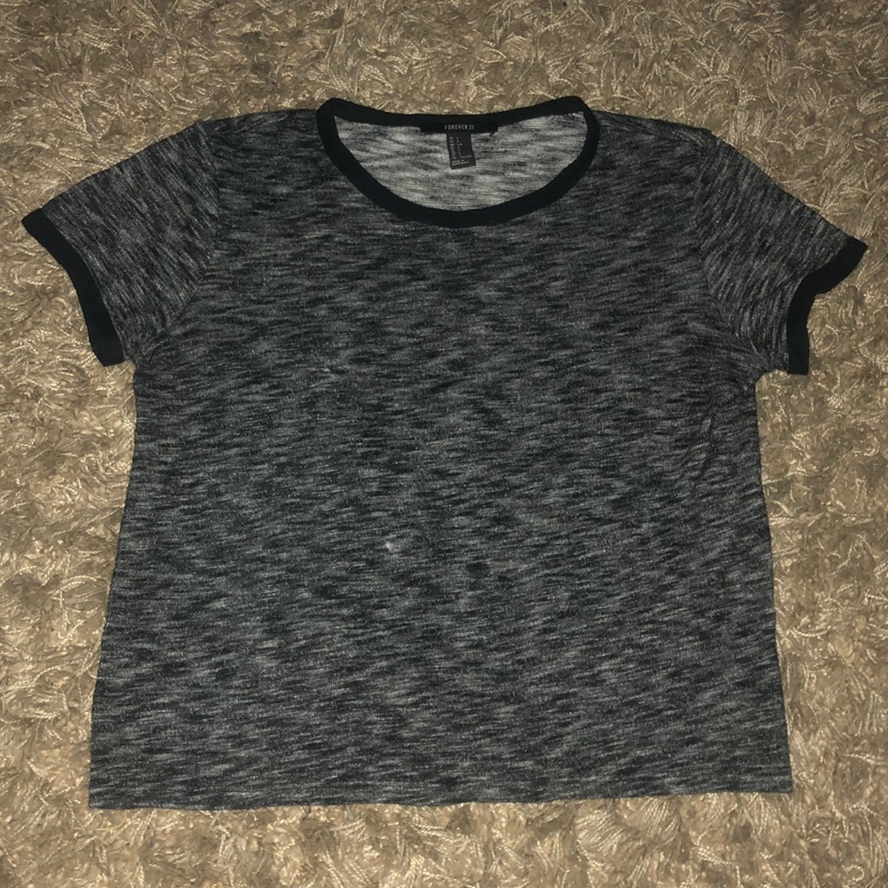 Forever 21 black T-shirt